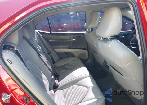 2020 Toyota Camry Se z USA, uszkodzony, nr VIN 4T1G11AK7LU369285